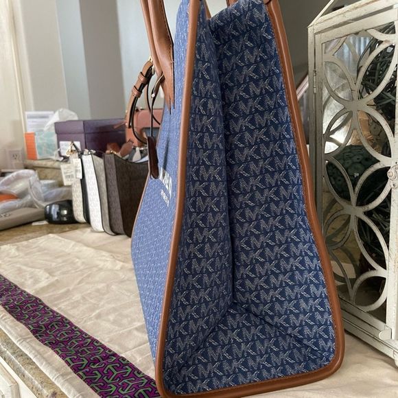 New Michael Kors miltela large tote denim multi - Picture 4 of 9